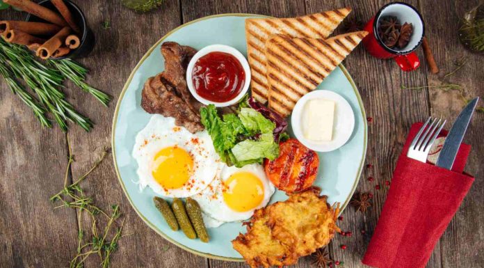 A heavy breakfast could also be a mistake, says an Ayurveda professional