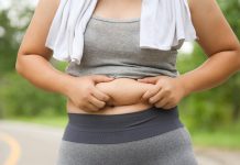 Do this 5-minute Japanese towel train that helps burn stomach fats