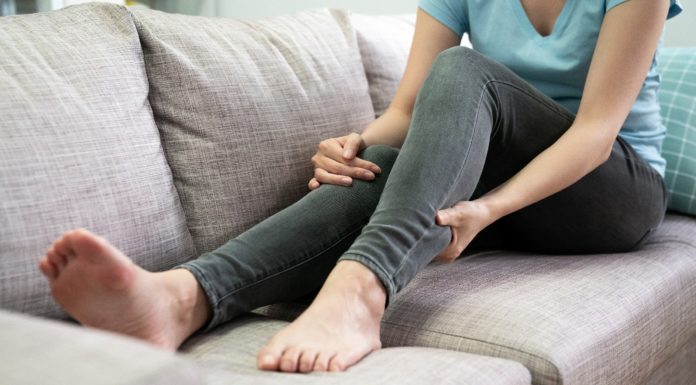 Stressed legs syndrome: Signs, Causes and Remedy