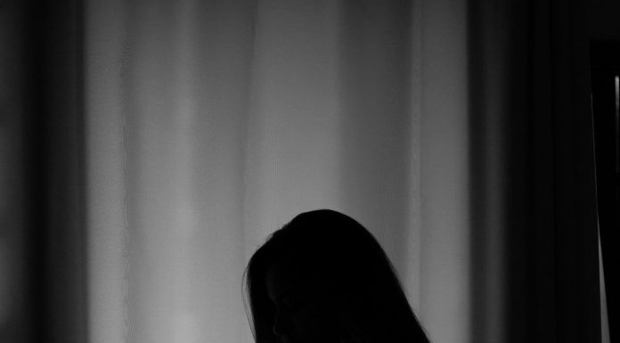 Does experiencing racism contribute to despair throughout being pregnant?