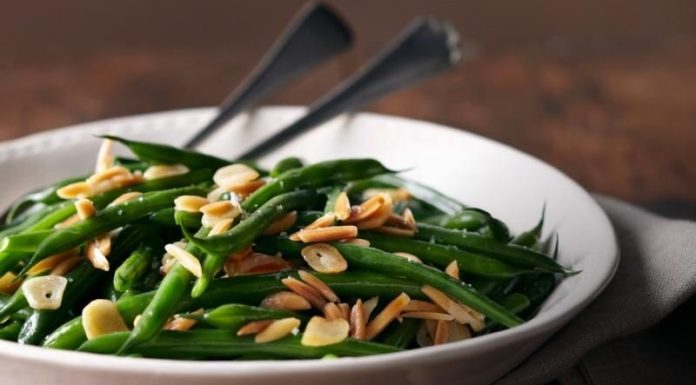 Inexperienced beans might be one of many healthiest dishes on the vacation desk
