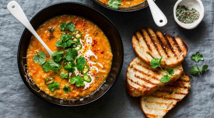 5-step simple recipe to make lentil veggie soup at residence