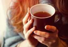 3 causes to keep away from ingesting scorching tea on an empty abdomen