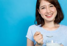 Add probiotics to your weight loss program to safeguard your psychological well being
