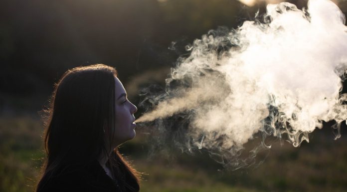 Vaping exposes customers to dangerous ranges of particulate matter, examine suggests