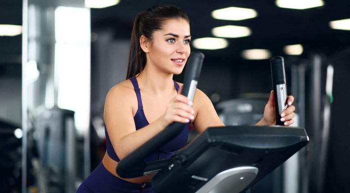 Do you put on make-up to the health club? Here is what it will possibly do to your pores and skin