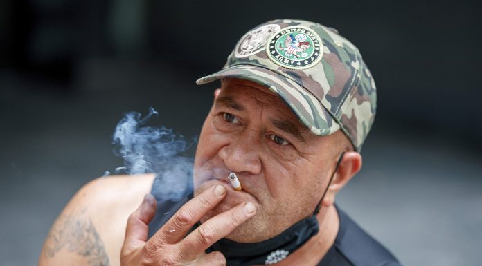 New Zealand imposes lifetime ban on youth shopping for cigarettes