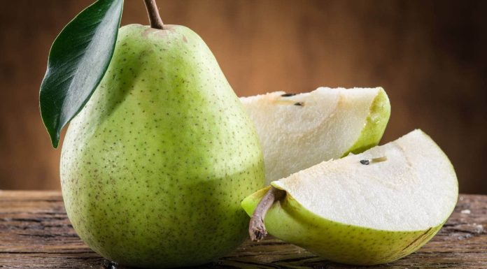 5 methods to incorporate pear in your skincare regime