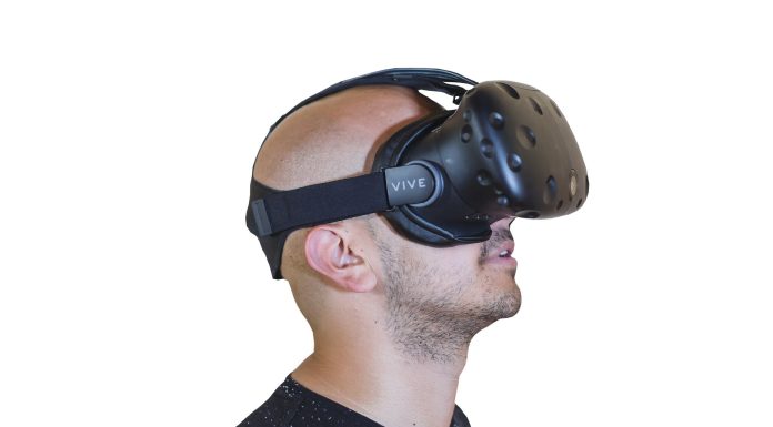 Digital actuality helps cut back affected person nervousness and wish for sedatives throughout hand surgical procedure