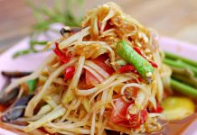 Uncooked papaya salad recipe: A wholesome and nutritious meals choice
