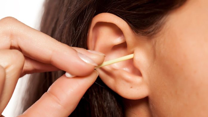 ear-wax.jpg