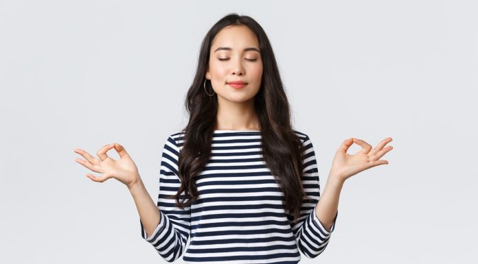 5 advantages of eye yoga and some workouts to enhance eyesight