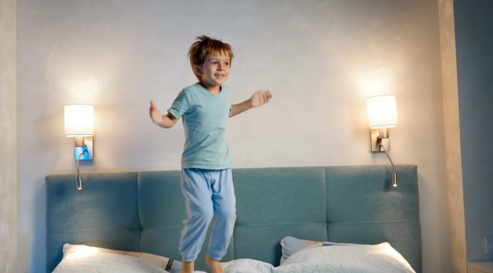 Ought to I loosen up on the youngsters’ bedtime these holidays—or stick with the schedule? Suggestions from a toddler sleep professional