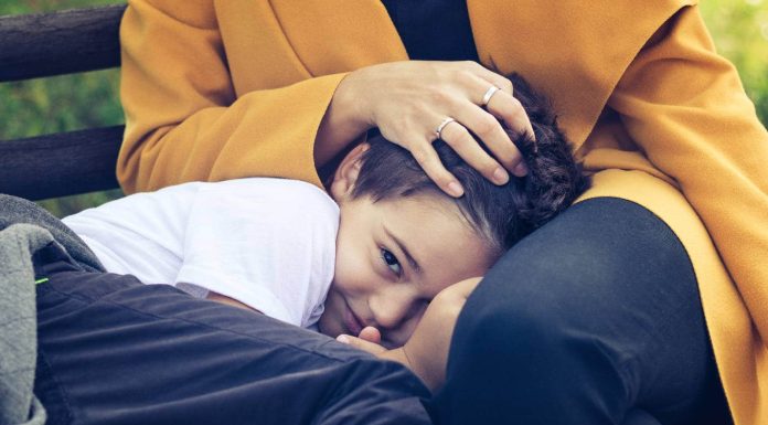 cope with shy baby and construct self-worth