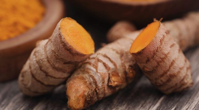Right here is a straightforward, 3-ingredient recipe of turmeric pickle