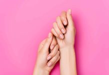 Spoon nails or Koilonychia: Know its causes, remedy and prevention