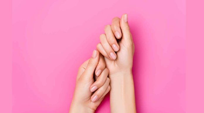 Spoon nails or Koilonychia: Know its causes, remedy and prevention