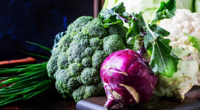 Steadiness hormones by including cruciferous greens to your weight loss plan