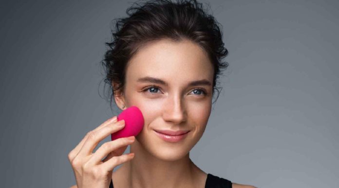 Do not make these make-up errors that may damage your pores and skin