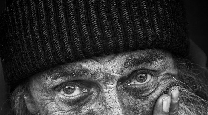 Least rich individuals extra prone to have psychological well being dysfunction later in life