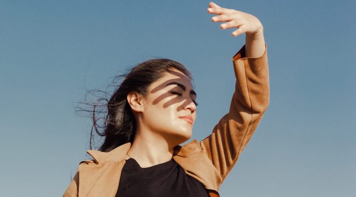 The way to shield eyes from daylight? Comply with these 5 ideas
