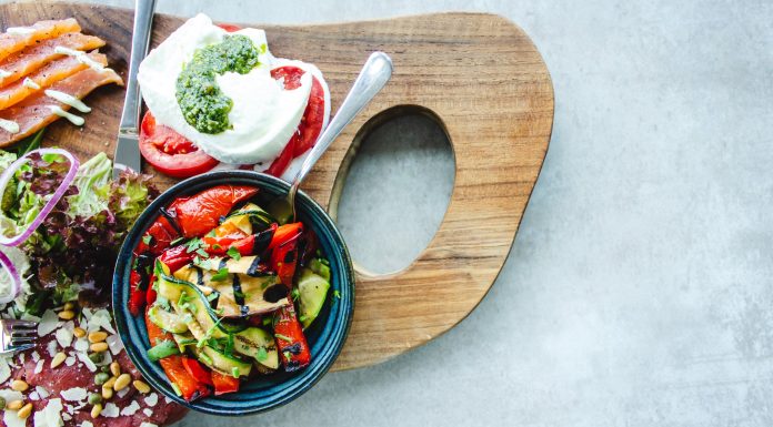 Mediterranean eating regimen cuts ladies’s heart problems and demise danger by almost 25%, finds research