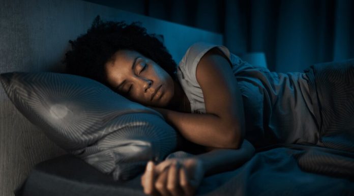 Sleep an excessive amount of or too little and also you would possibly get sick extra, scientists discover