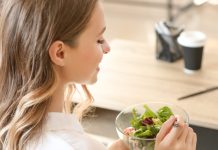 Here is the right Navratri eating regimen plan for weight reduction that may work