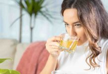 Know the unwanted side effects of ingesting an excessive amount of tea