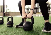Know the advantages of kettlebell swings on your physique