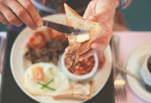 Sizzling or chilly breakfast: What’s higher to your well being?