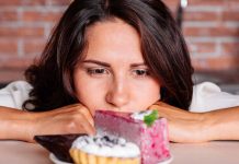 Widespread meals cravings throughout menopause and easy methods to take care of it