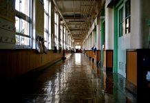 Extra faculties inventory overdose reversal meds, however others fear about stigma
