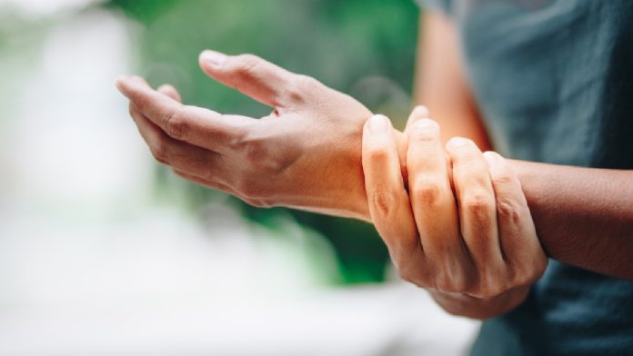 arthritis-symptoms.jpg