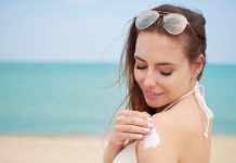 6 finest sunscreen for greasy pores and skin you have to attempt