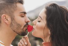 Mononucleosis: 7 indicators of kissing illness