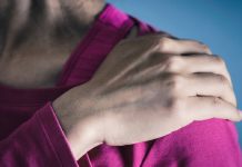 Frozen shoulder in menopausal girls: Why it occurs