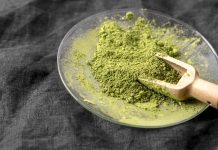 Find out how to use moringa powder: For pores and skin, hair and weight reduction