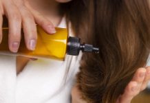 Castor oil for hair: Advantages and makes use of