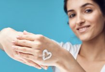 Physique lotion for dry pores and skin: 7 reasonably priced substitutes for Eucerin