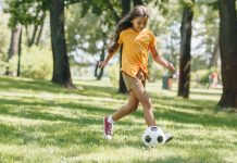 10 outside video games for teenagers to maintain them energetic this summer season