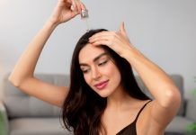 Do you have to oil your hair in monsoon?