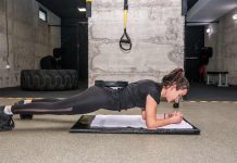 Weighted planks: Advantages for muscle acquire and the right way to do it