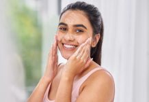 Face washes for acne-prone pores and skin in 2025: High 8 offers and evaluations