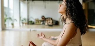 Improve fertility: How yoga helps your ovulation?